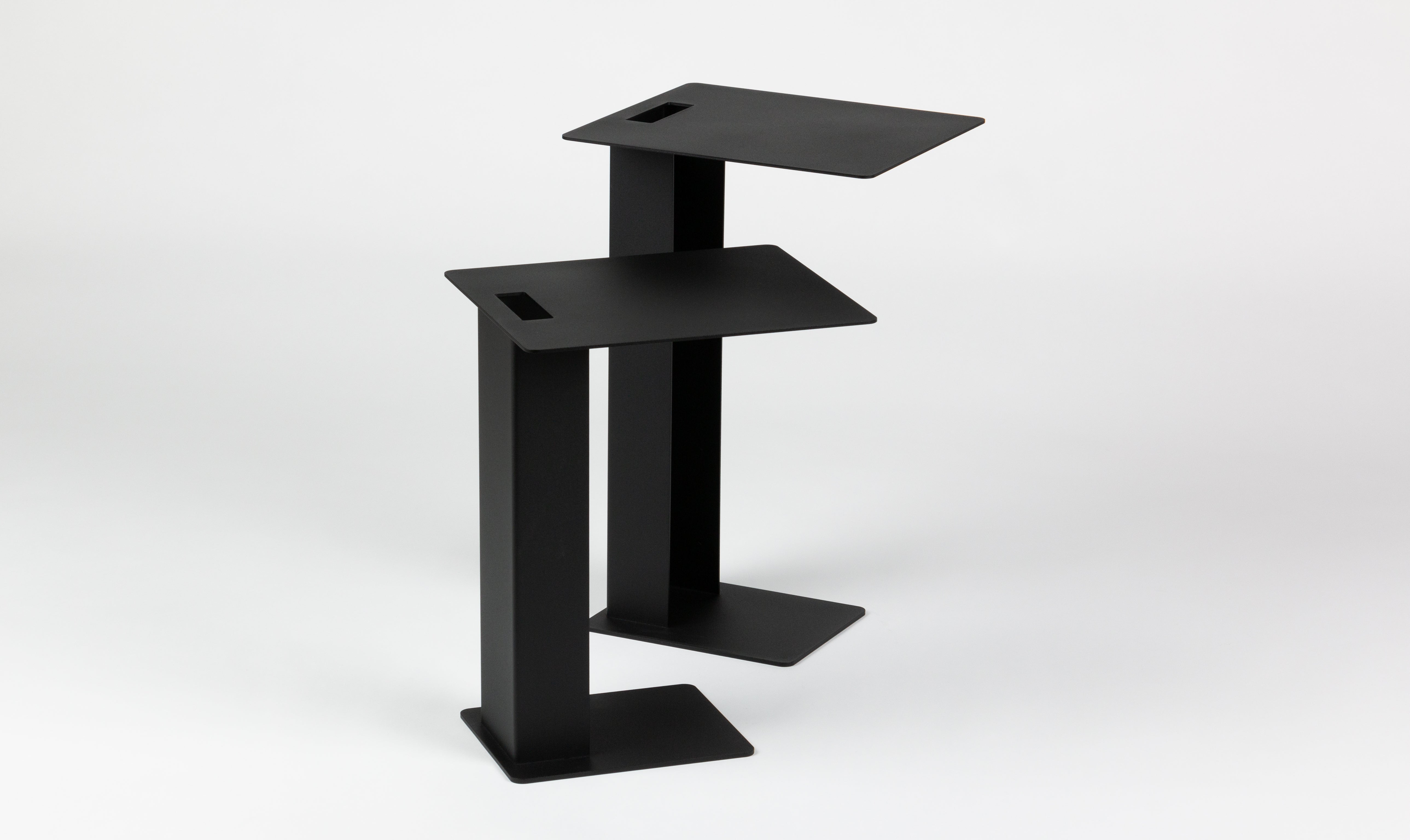 MNI Side Table